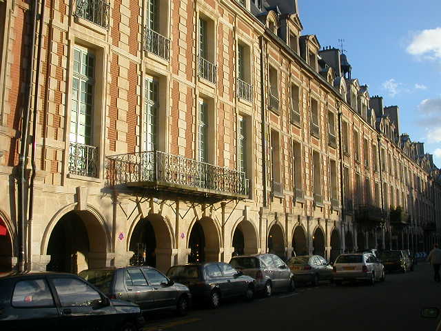 Place des Vosges 2.jpg